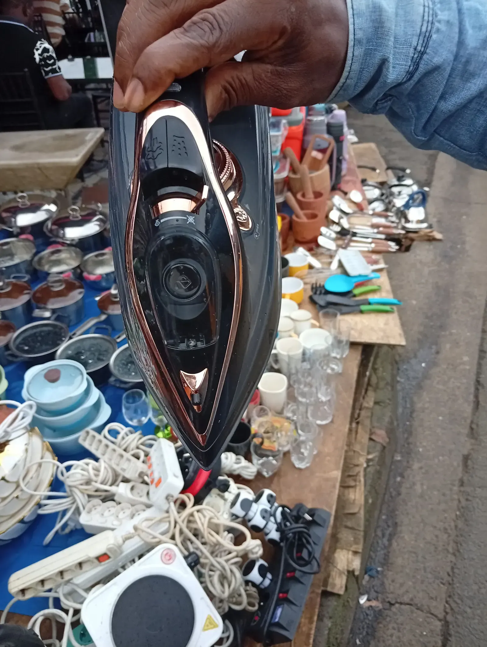 Gallery Photo 2 - Marketplace | Sovio Lron For Sale, Clerks Quarters, Buea, Cameroon | Electronics & Media 