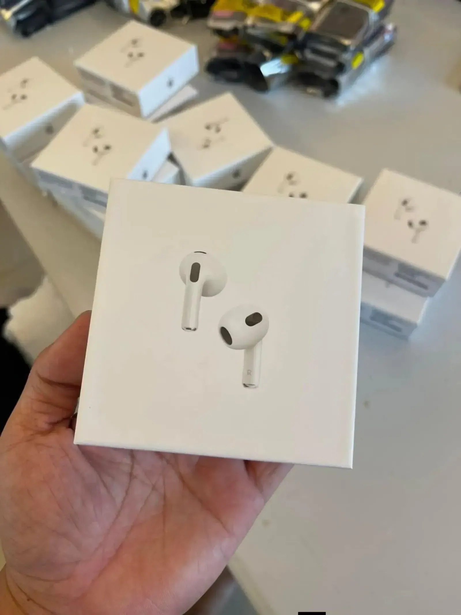 Gallery Photo 3 - Marketplace | Airpod Pro, —, Libreville, Gabon | Electronics & Media 
