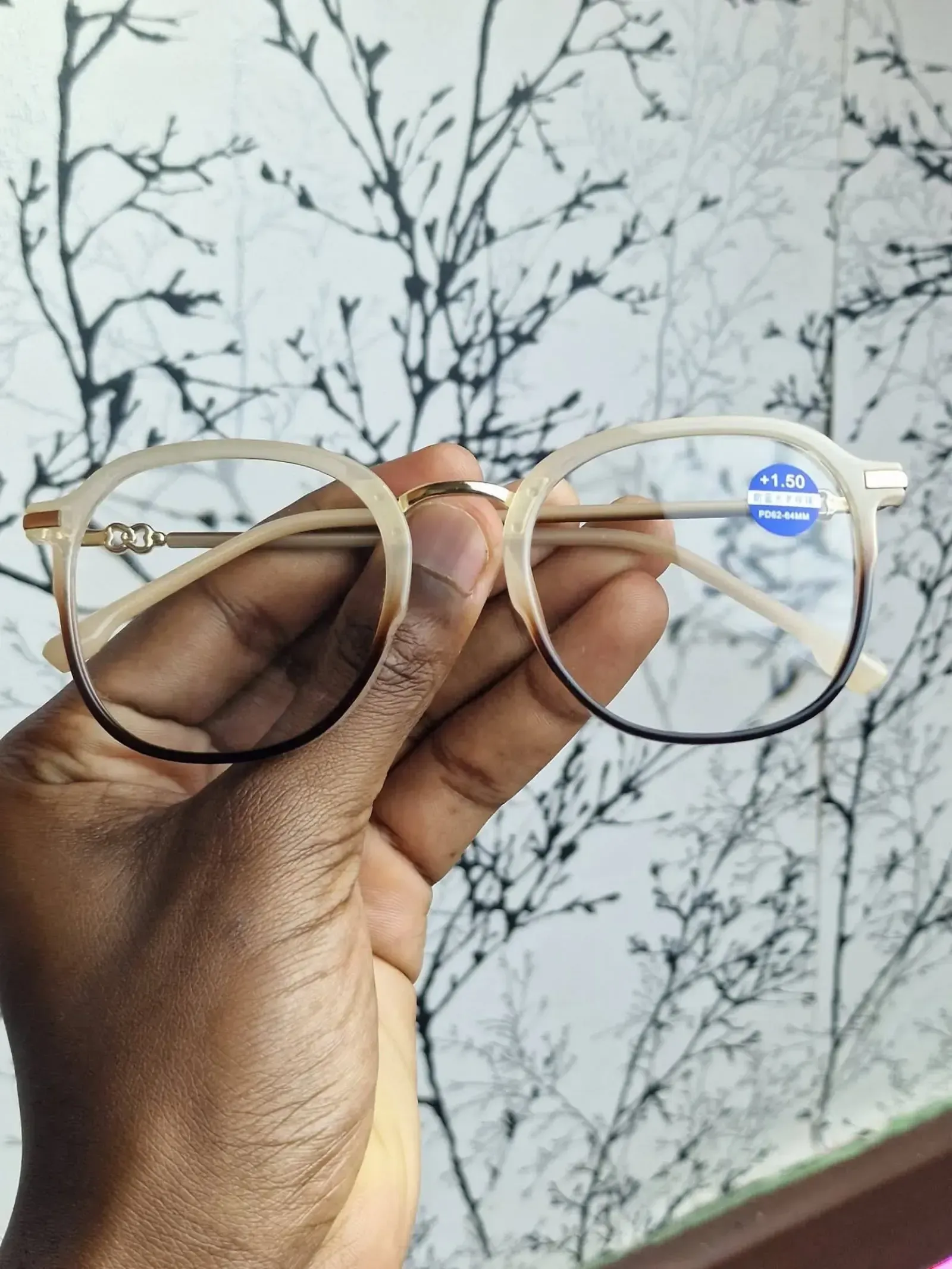 Gallery Photo 2 - Marketplace | Lunettes Nouvelle Génération À Lire Petits Caractère, Port Gentil, Libreville, Gabon | Services & Others  > All Other Items