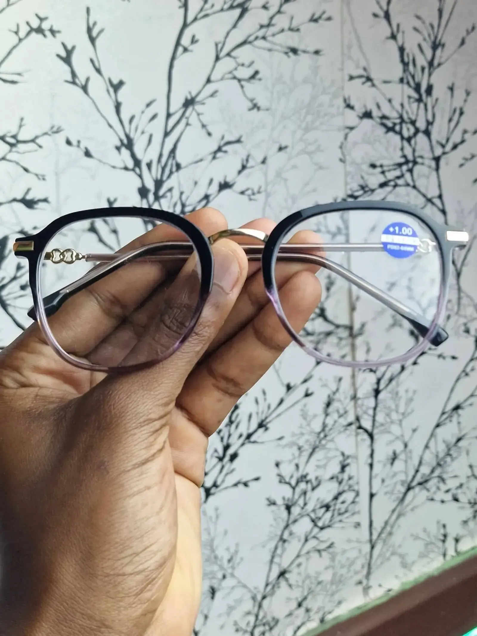 Gallery Photo 4 - Marketplace | Lunettes Nouvelle Génération À Lire Petits Caractère, Port Gentil, Libreville, Gabon | Services & Others  > All Other Items