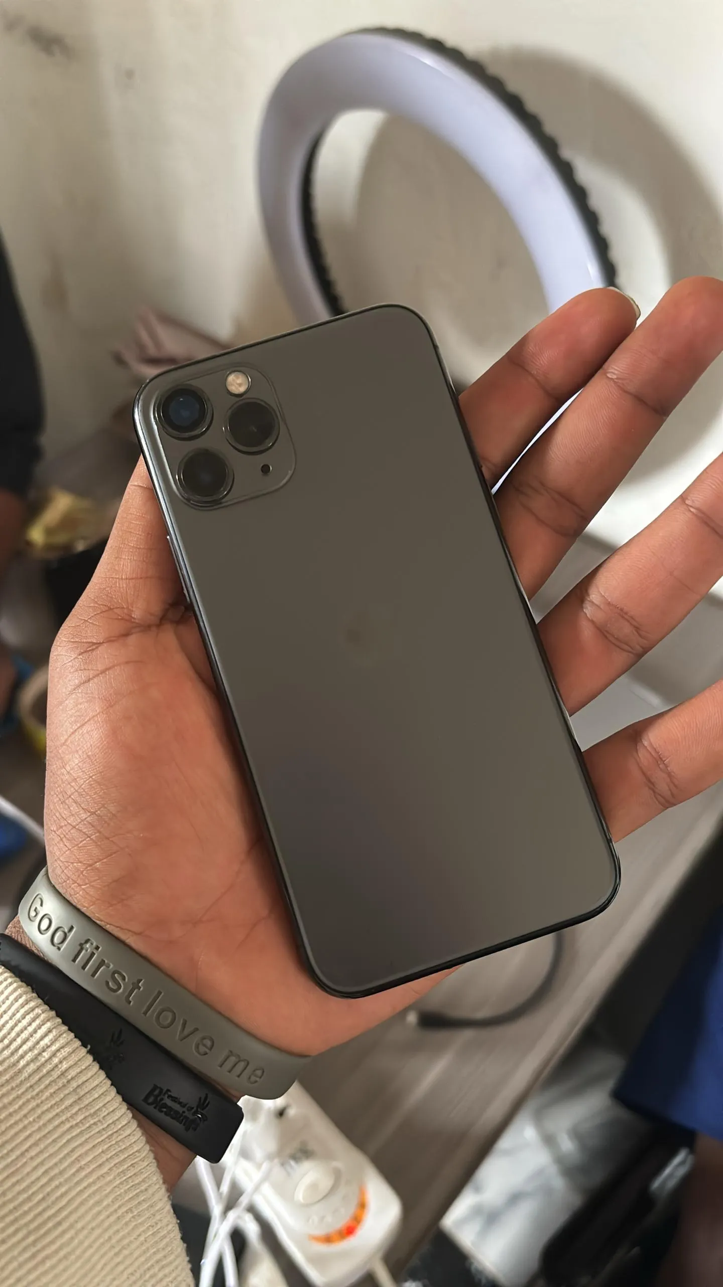 Main Photo - Marketplace | Iphone, Simbock, Yaoundé, Cameroon | Electronics & Media 