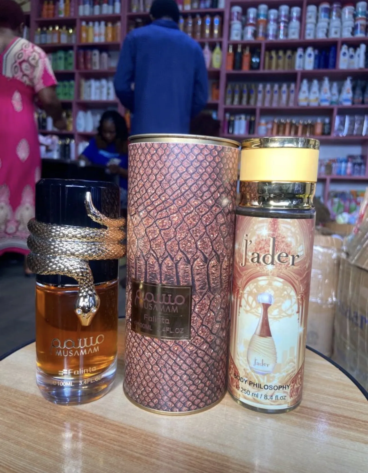 Main Photo - Marketplace | Perfume, Damas, Yaoundé, Cameroon | Health & Beauty  > Other Health & Beauty