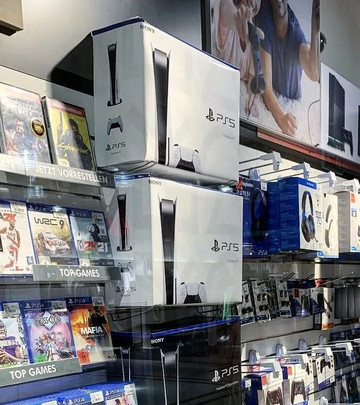 Gallery Photo 4 - Marketplace | Sony Games, Simbock, Yaoundé, Cameroon | Electronics & Media  > Video Games & Consoles