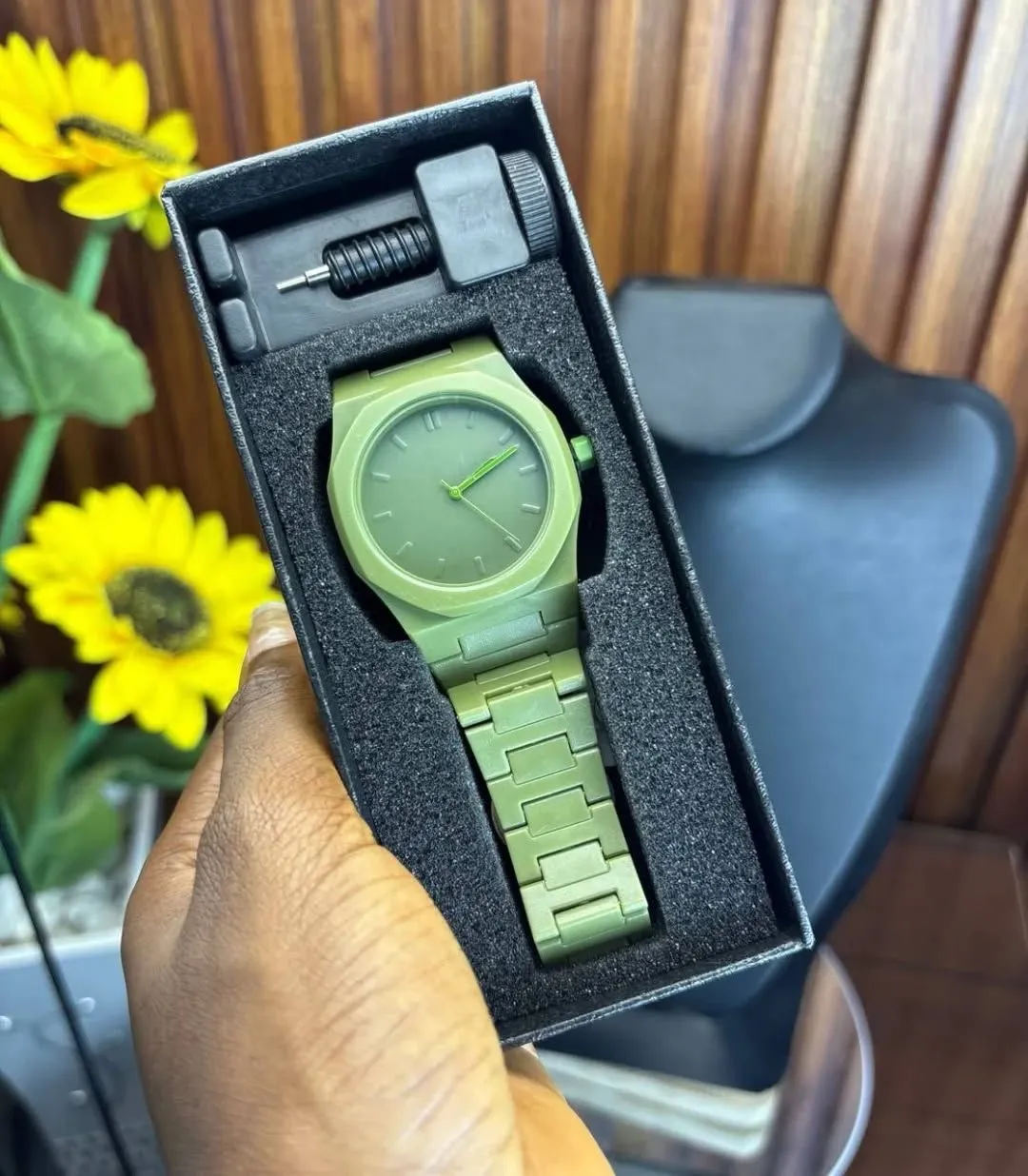 Gallery Photo 1 - Marketplace | Watches, Damas, Yaoundé, Cameroon | Clothing, Shoes, & Others  > Jewelry & Accessories