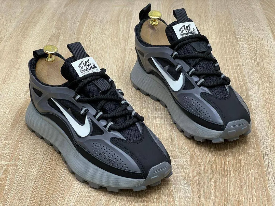 Gallery Photo 1 - Marketplace | Tennis Stay Wild, Akwa-Douche, Douala, Cameroon | Clothing, Shoes, & Others  > Men's shoes