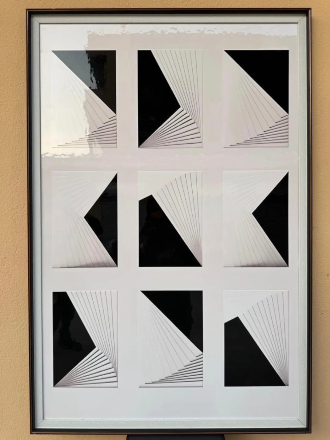 Gallery Photo 1 - Marketplace | Frames, Biyemassi, Yaoundé, Cameroon | General & Others  > All Other Items