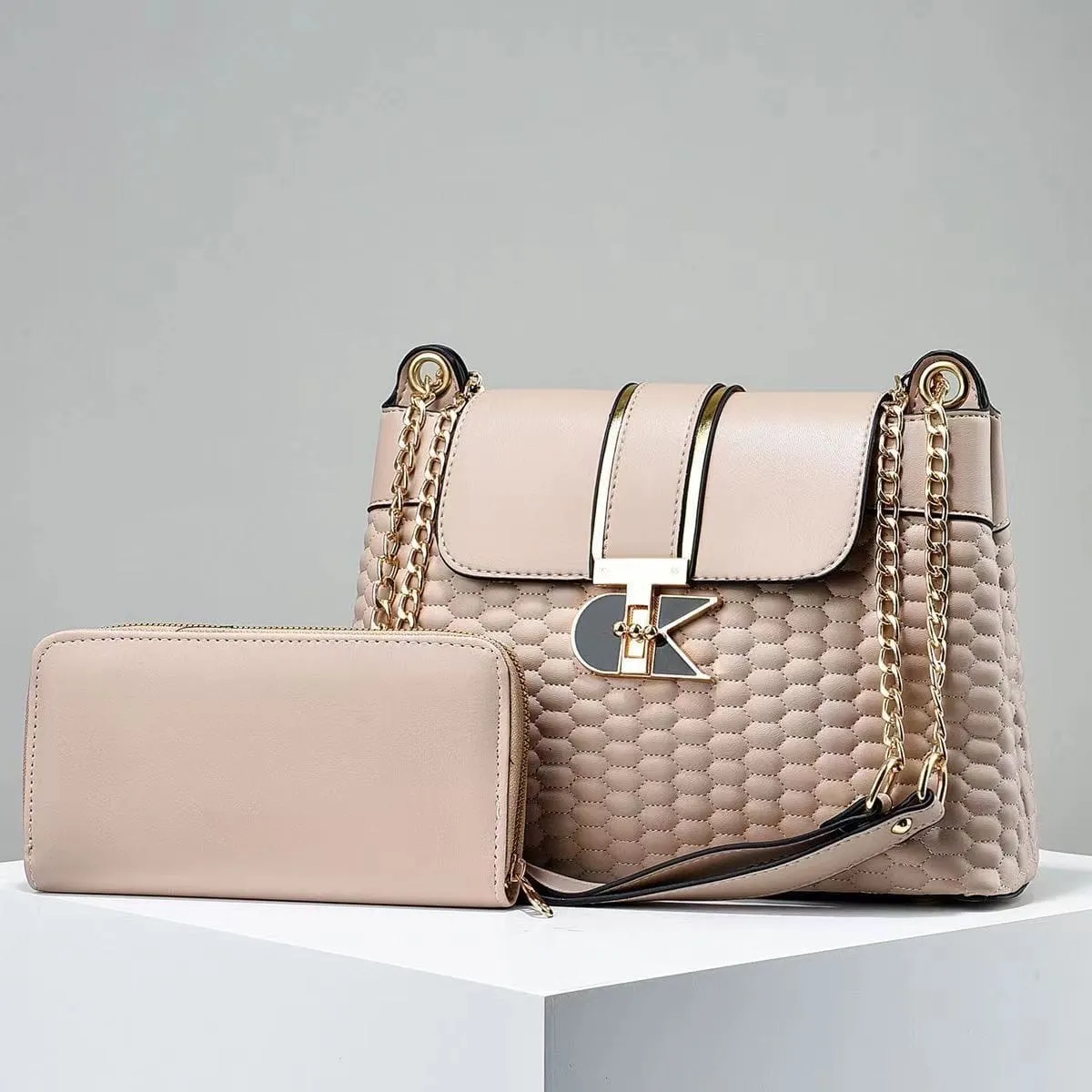 Gallery Photo 3 - Marketplace | Hand Bag, Ago palace way, Lagos, Nigeria | Clothing, Shoes, & Others  > Others & Accessories