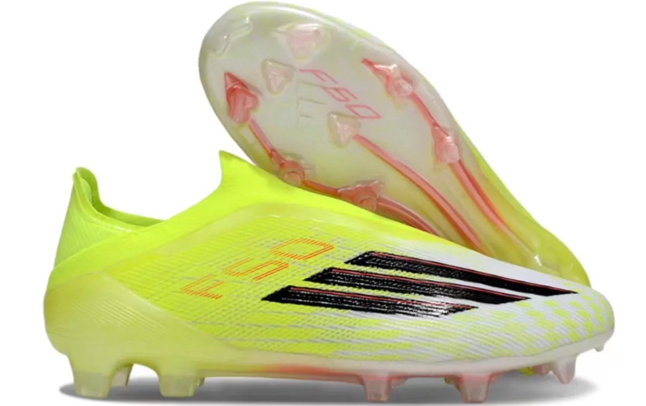 Gallery Photo 3 - Marketplace | Football Boots, Simbock, Yaoundé, Cameroon | Sports & Outdoors  > Football