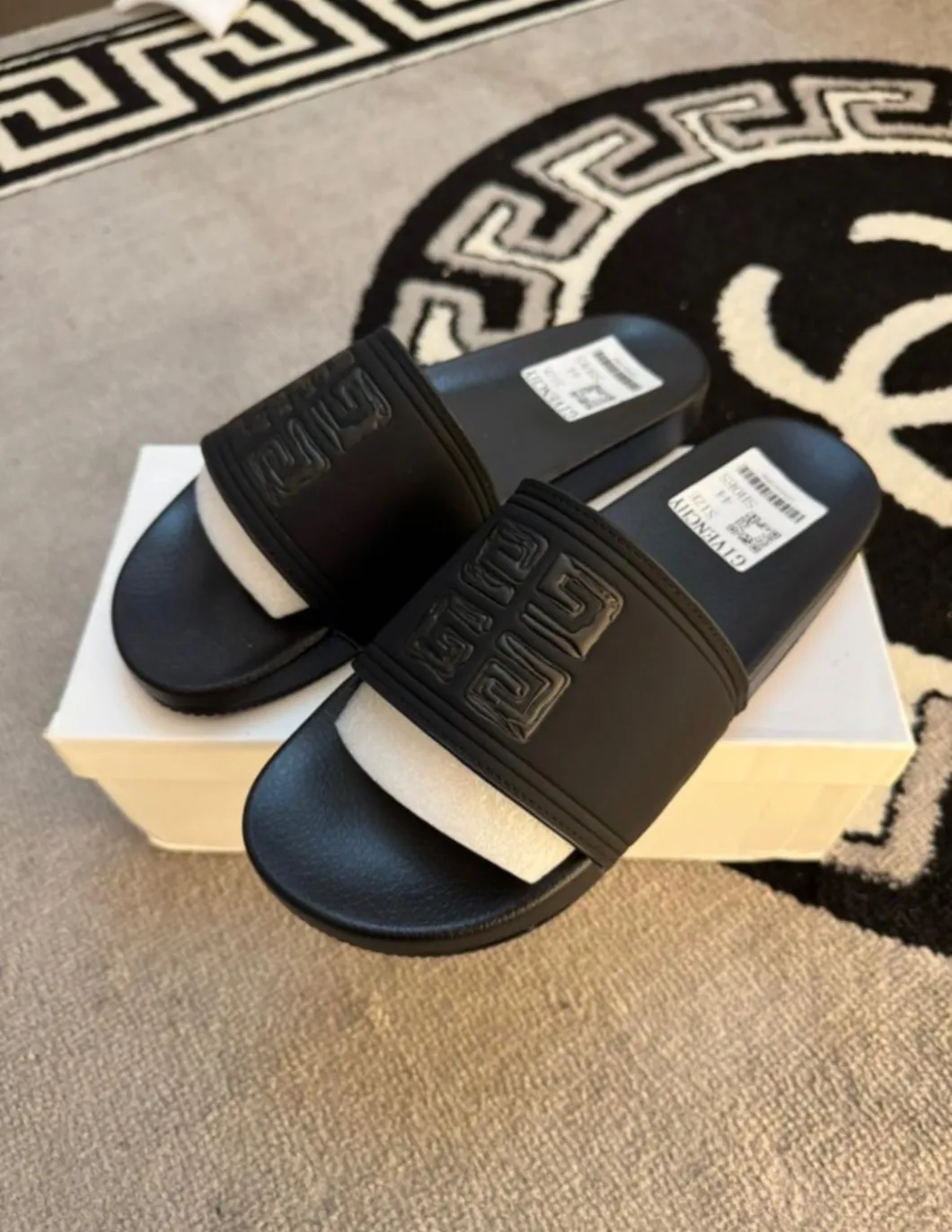 Gallery Photo 4 - Marketplace | Male Slippers, Bastos, Yaoundé, Cameroon | Clothing, Shoes, & Others  > Men's shoes