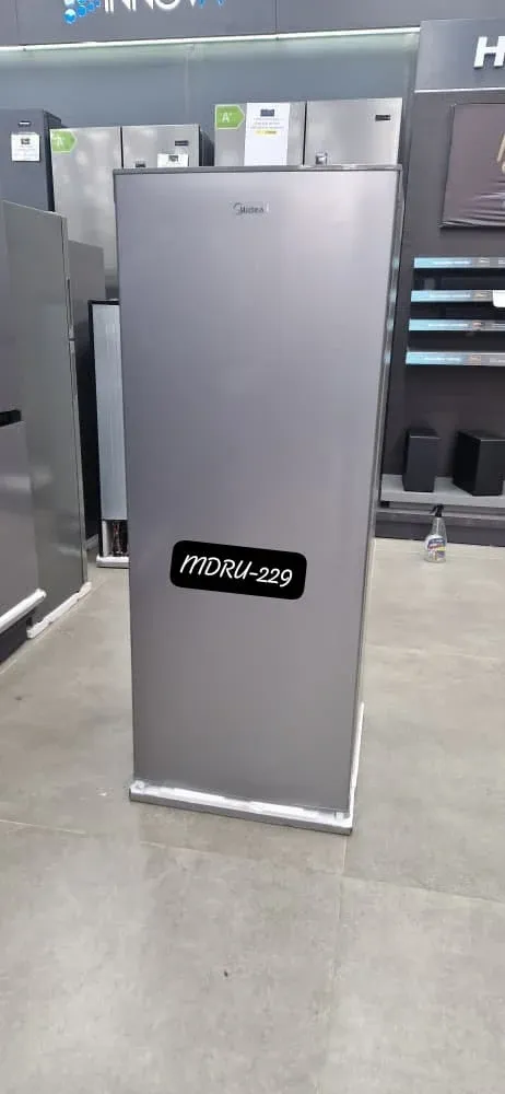 Main Photo - Marketplace | Congélateur Vertical, Akwa, Douala, Cameroon | Home, Food & Garden  > Kitchen & Dining