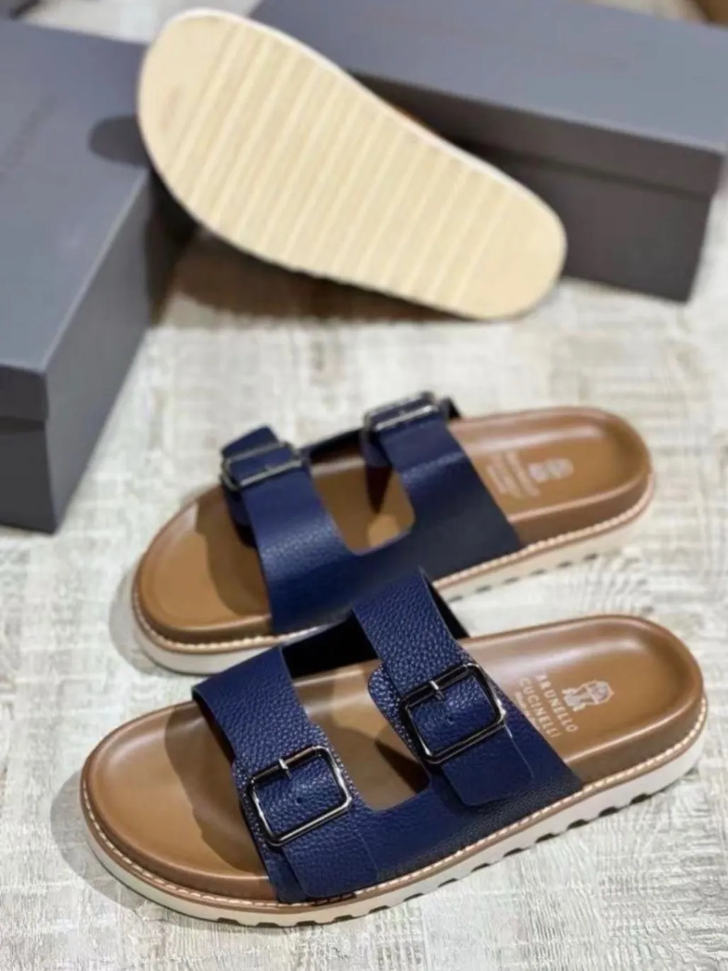 Gallery Photo 4 - Marketplace | Slippers, Simbock, Yaoundé, Cameroon | Clothing, Shoes, & Others  > Men's shoes