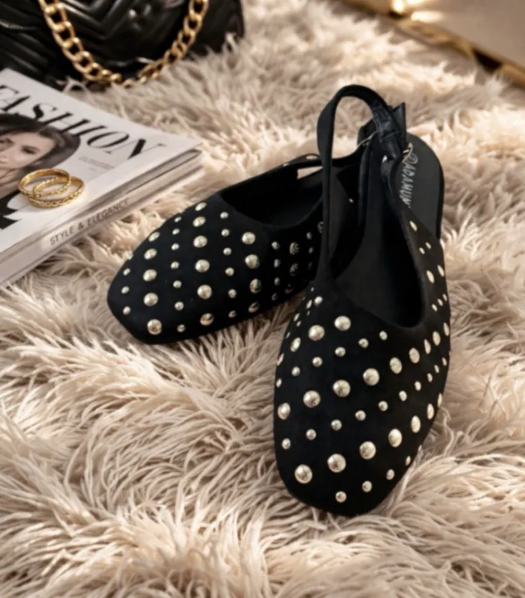 Main Photo - Marketplace | Female Luxury, Damas, Yaoundé, Cameroon | Clothing, Shoes, & Others  > Women's shoes