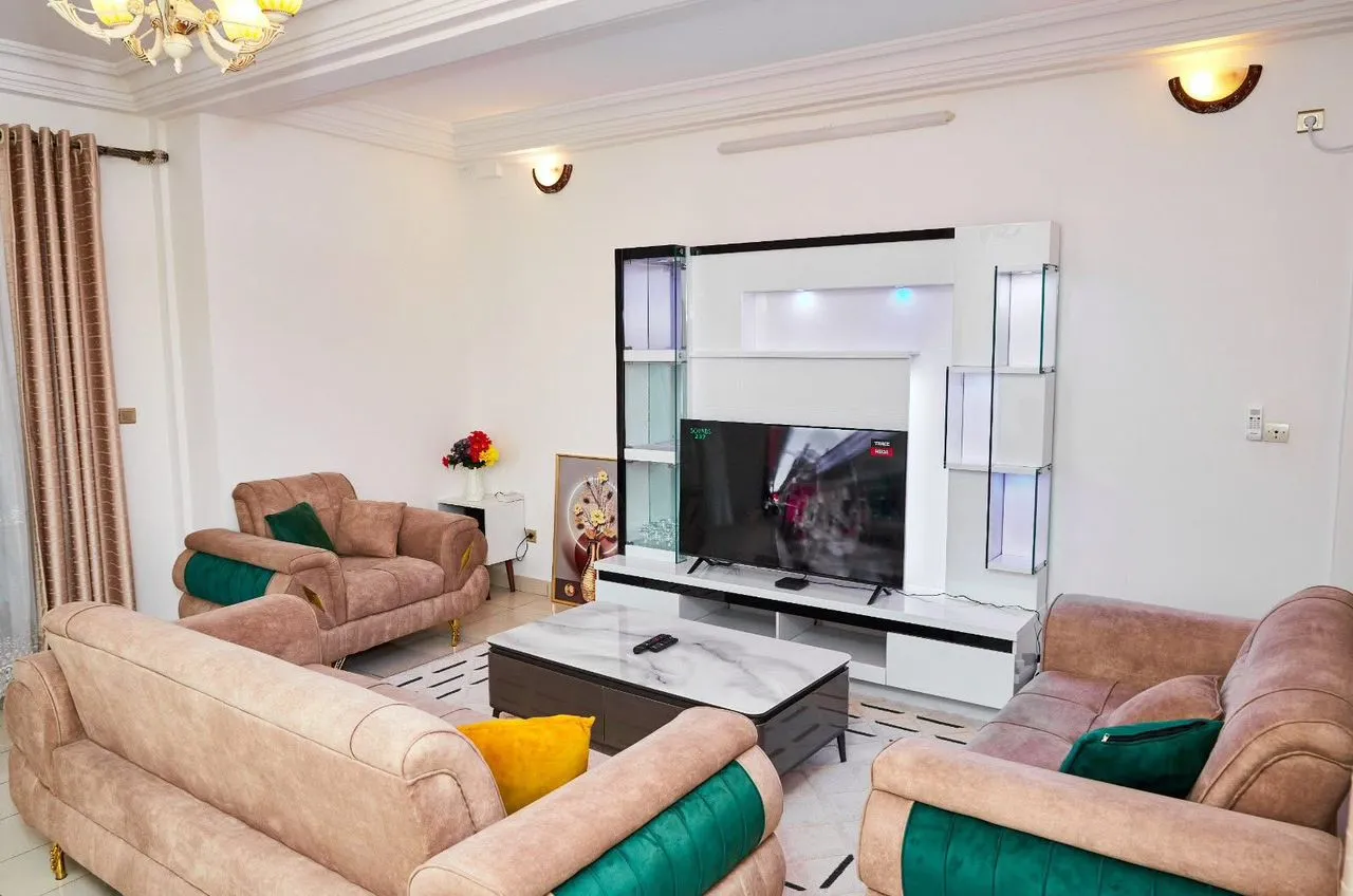 Main Photo - Real Estate | Furnished For Rent | Appartement Meublé, Logpom, Douala, Cameroon