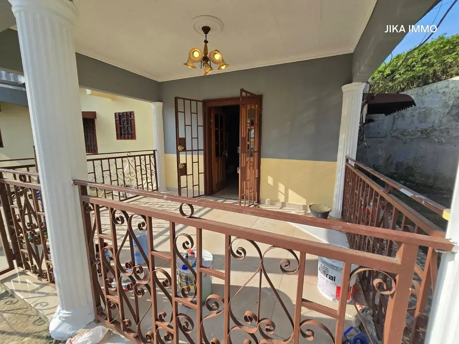 Maison De Okala